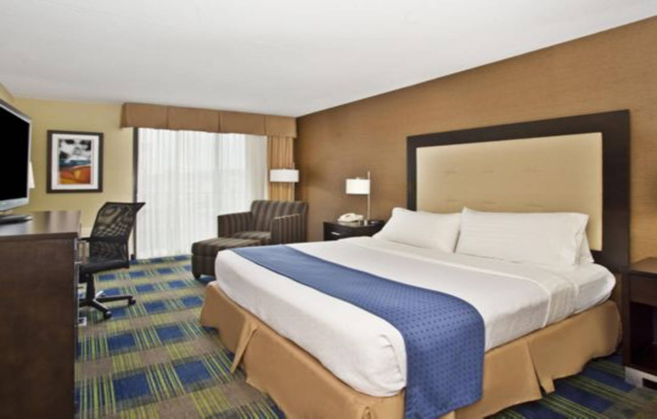 Holiday Inn Akron-West By Ihg Montrose Exterior photo
